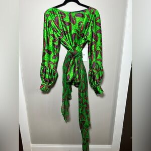 Vibrant Green Patterned Wrap Dress (size M)